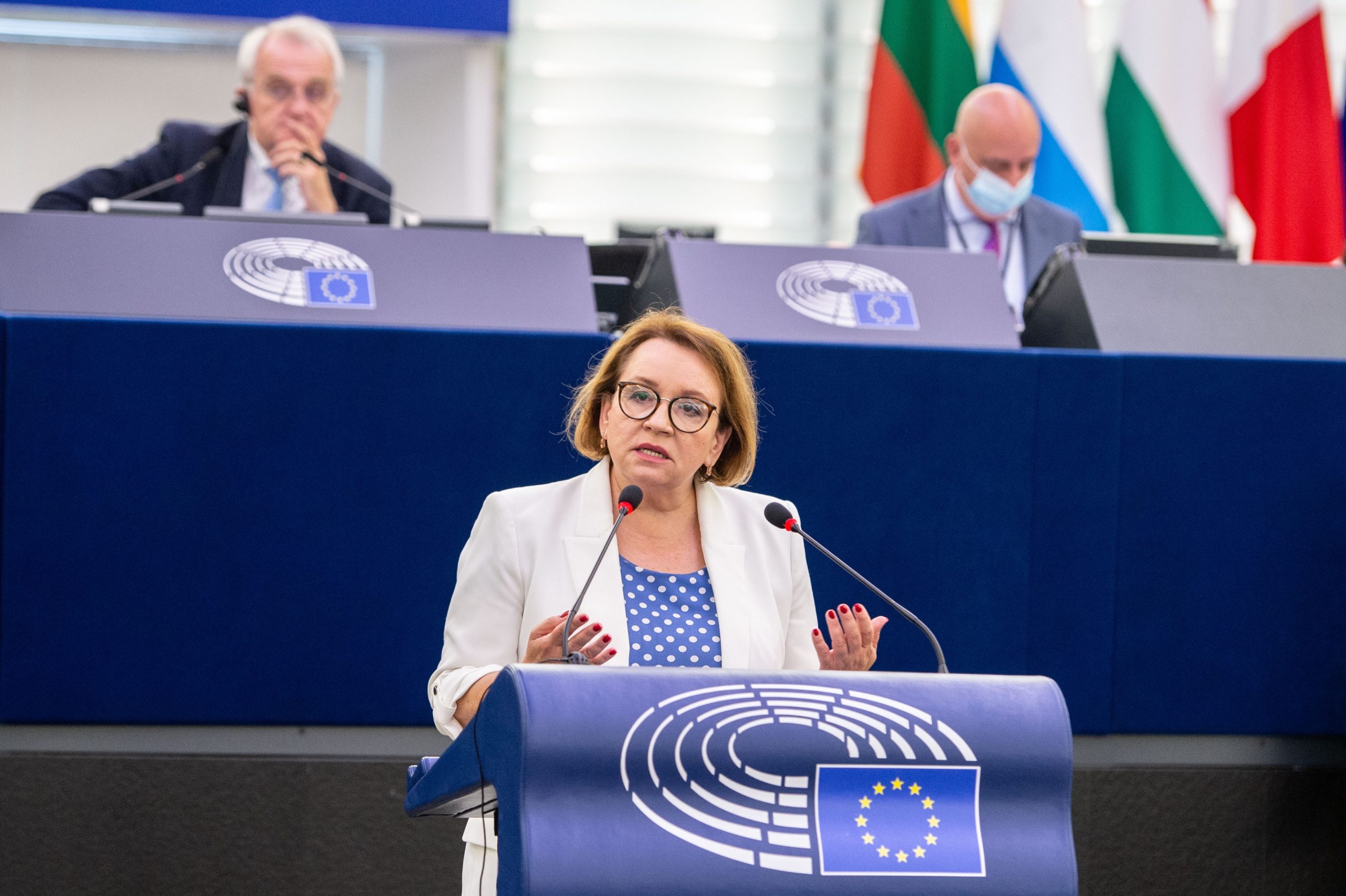 Europoseł Zalewska: Timmermans skazuje miliony Europejczyków na ubóstwo.