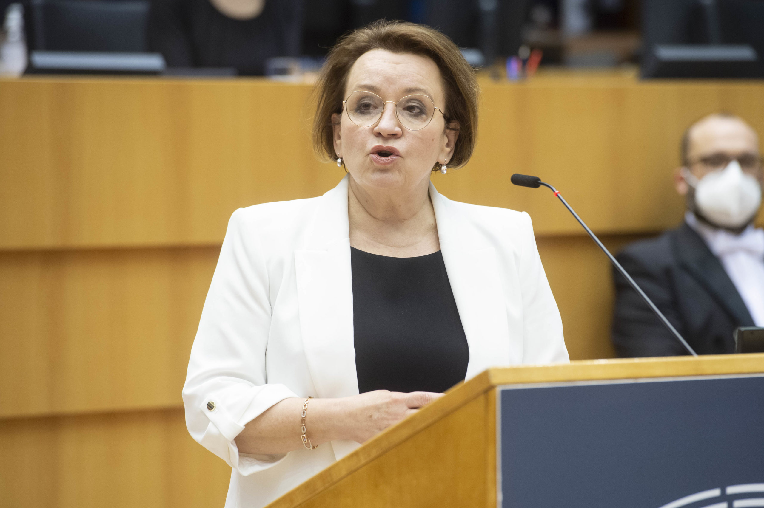 Anna Zalewska: Eurodeputowani opozycji są donosicielami, mówię to z przykrością