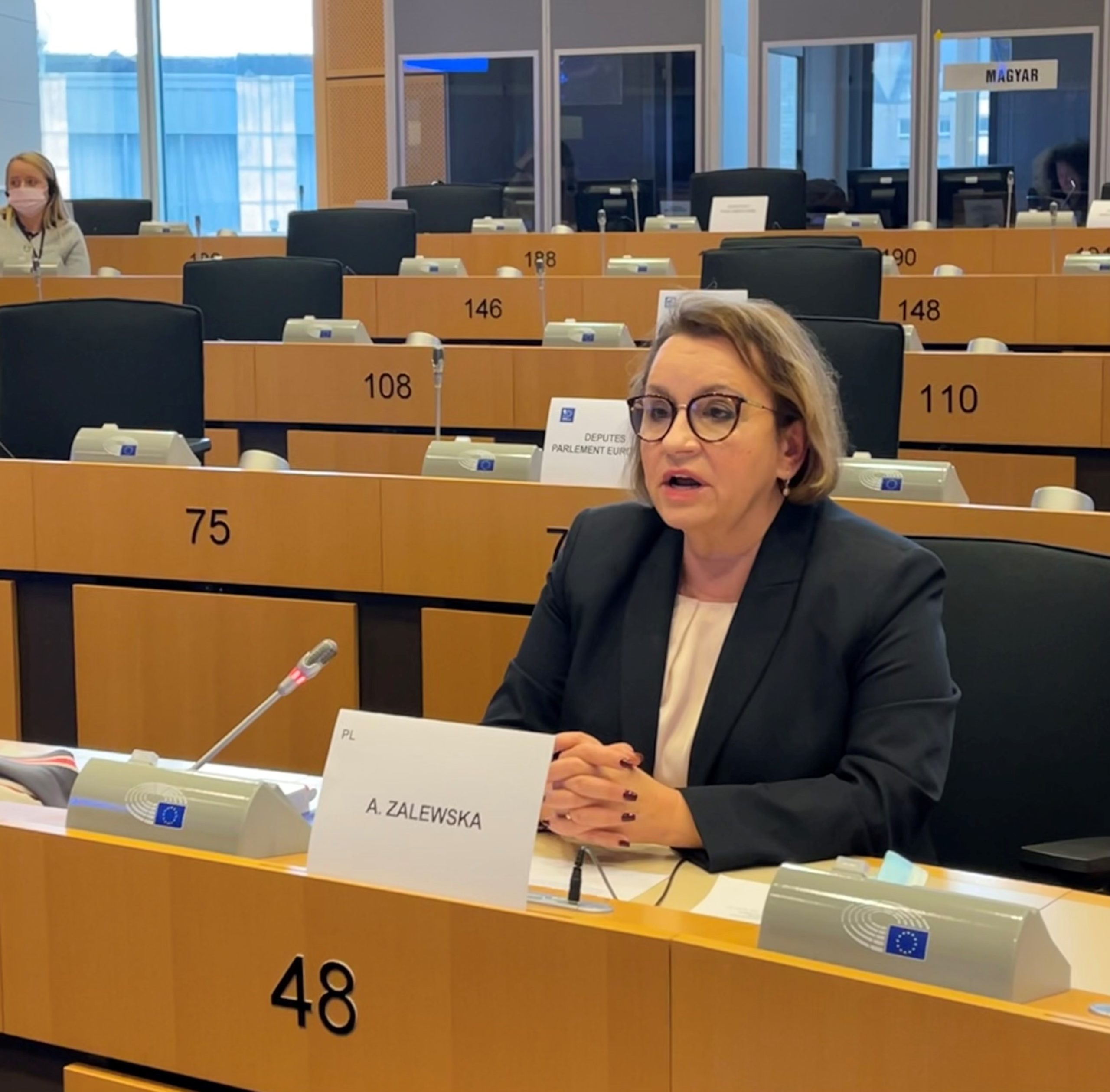 Anna Zalewska w PE po raz kolejny broni prawdy nt. Turowa